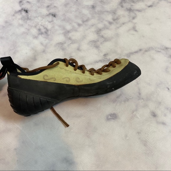 SOLD - Picture 6 of 6